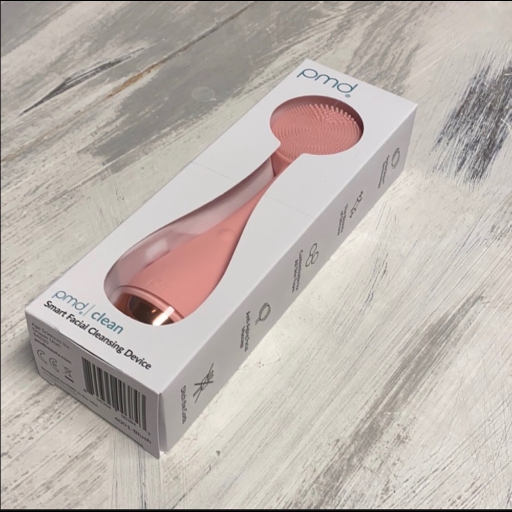 New in box, PMD face, with gifts